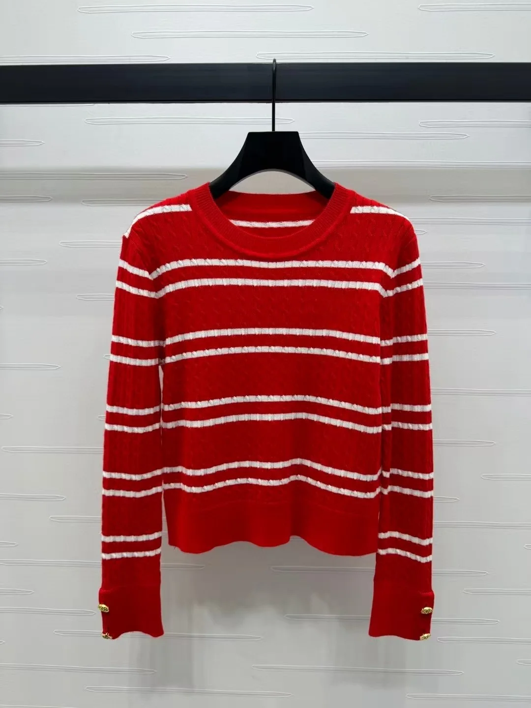 Customized High-End Women's Embroidered Striped Sweater Contrasting Colors Premium Quality Fashionable Knitwear