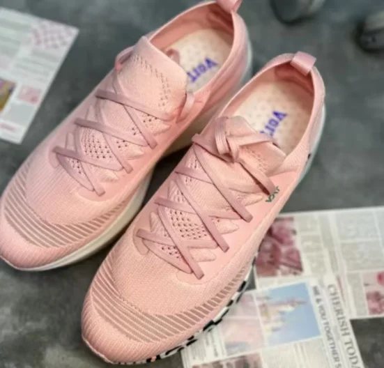 Mens Hiking Shoes Womens Elastic Anti-slip Sneakers Wear-resistant Lightweight Shoes Comfortable Travel Running Shoes