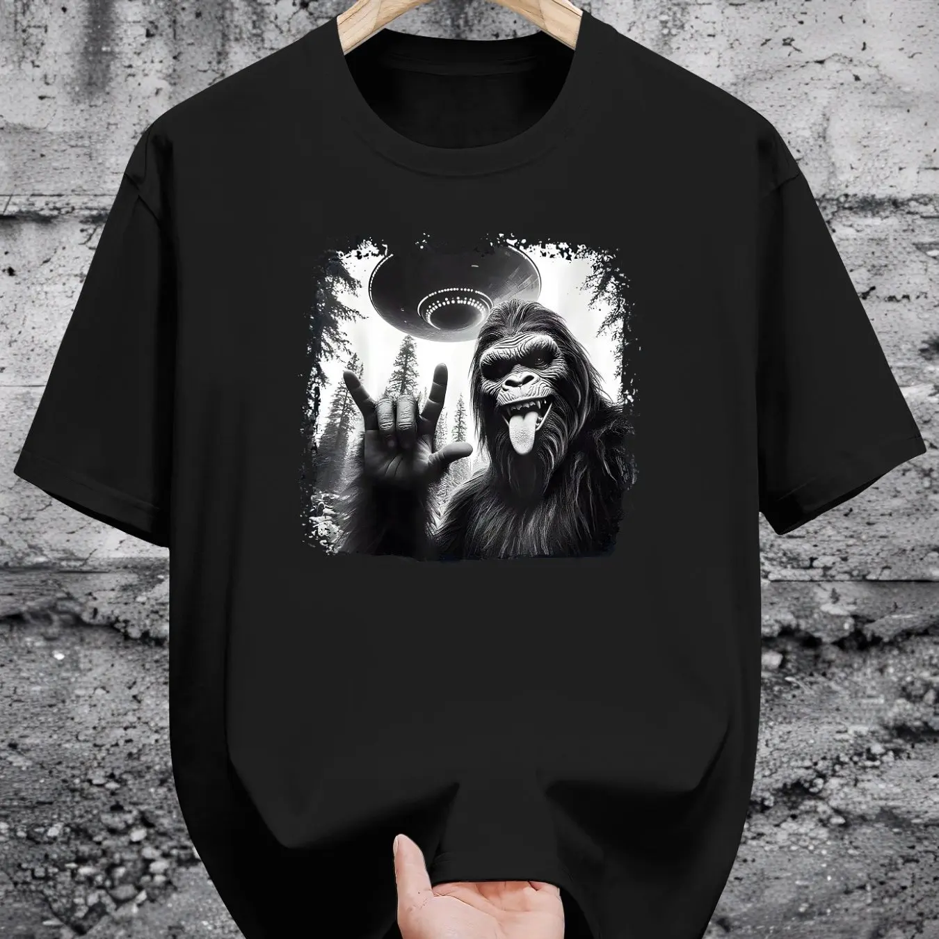 تي شيرت رجالي برسومات قطنية - تي شيرت Bigfoot Alien Abduction Design كاجوال صيفي قصير الأكمام مريح وناعم يسمح بمرور الهواء #2