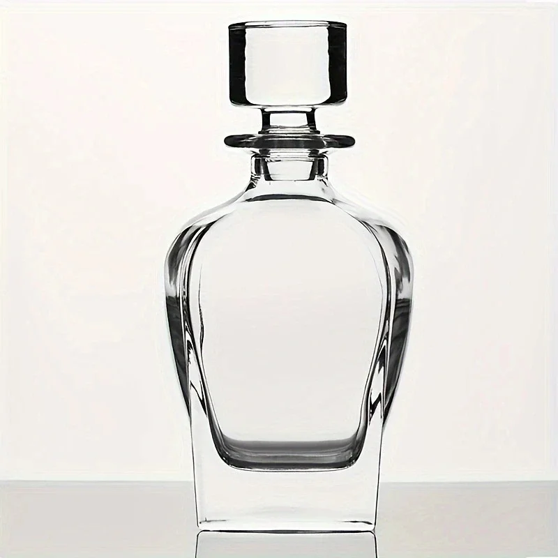 

1pc 700ml Classic Luxury Whiskey Decanter with Glass Stopper Exquisite Wine Bottle for Household/Gift Giving/Fathers Day Gift