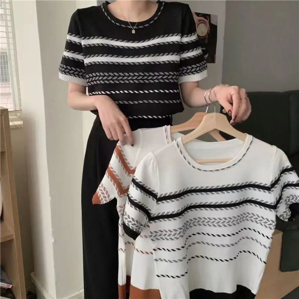 Sweet Ins Crop Top met korte mouwen Losse vrouwelijke kleding Streep gebreid T-shirt Zomer dieptepunt Shirt Knitwear Dames Dames