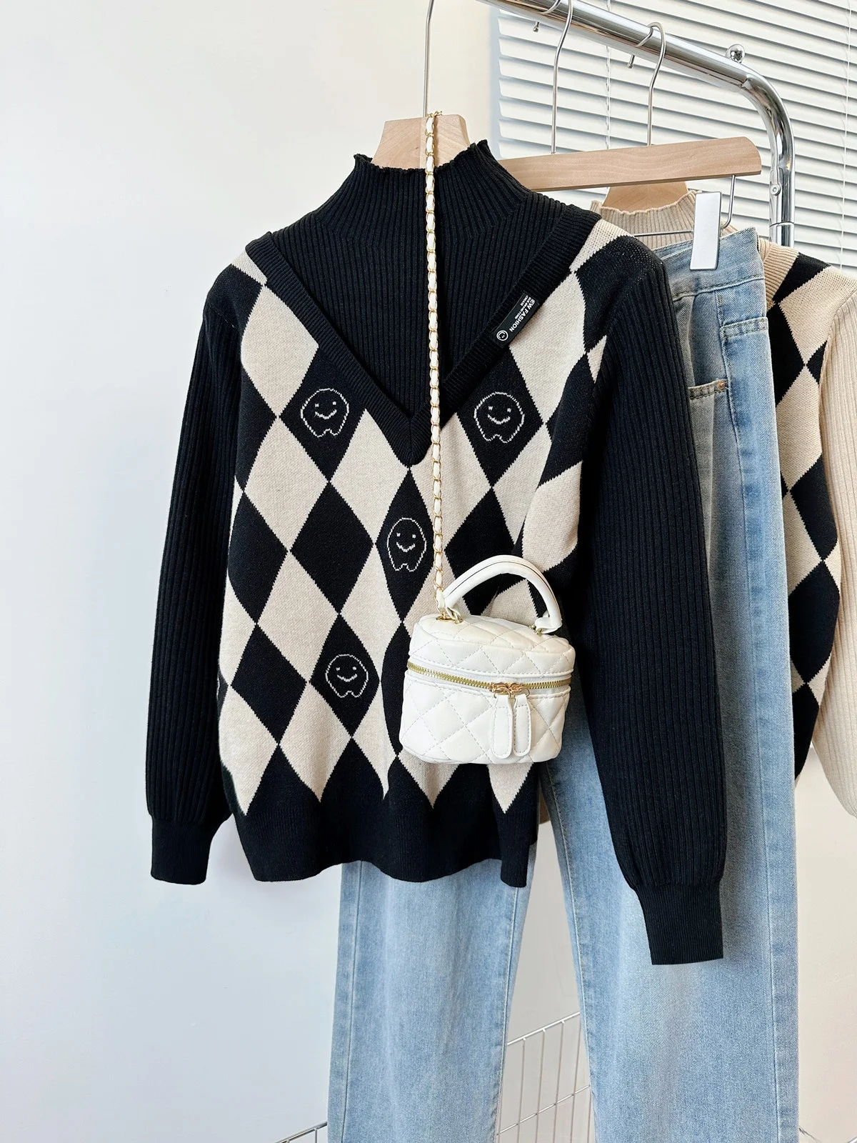 

plus Size Women's Knitted Sweater Half High Collar Loose Fit Base Layer Shirt Black White Diamond Pattern Autumn Winter New S...