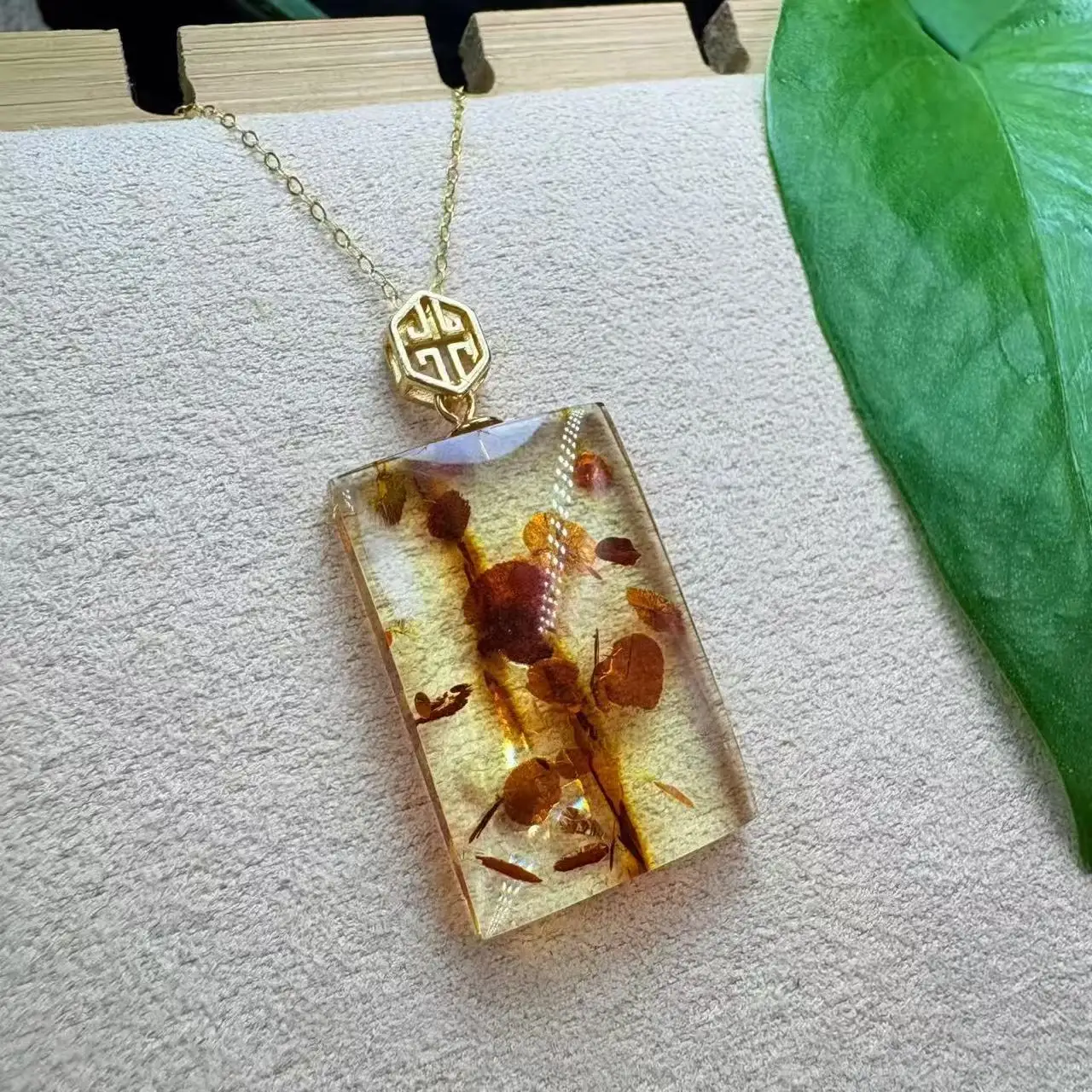 colgante-cuadrado-de-plata-925-con-flor-de-Ambar-natural-de-26-28mm-novedad-para-joyeria-y-regalo