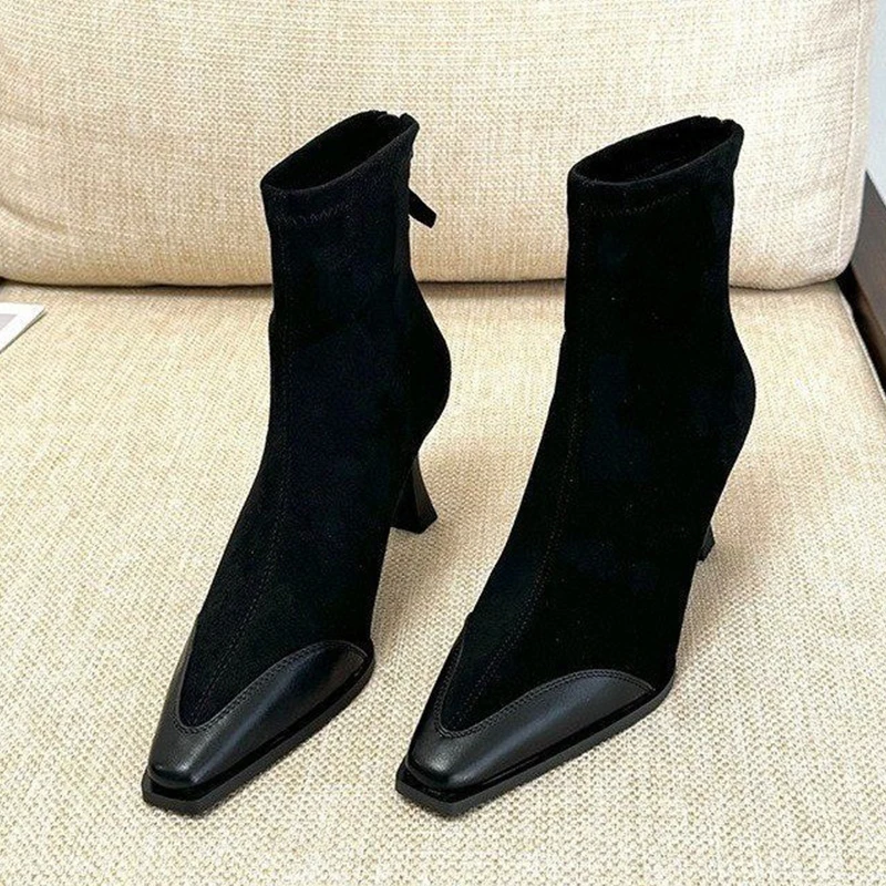 الفراء حذاء نسائي بكعب عالٍ حذاء من الجلد أشار تو أحذية فاخرة ماركة مضخات شتاء 2025 دافئ قصير أفخم الثلوج الأحذية تشيلسي بوتاس سيدة