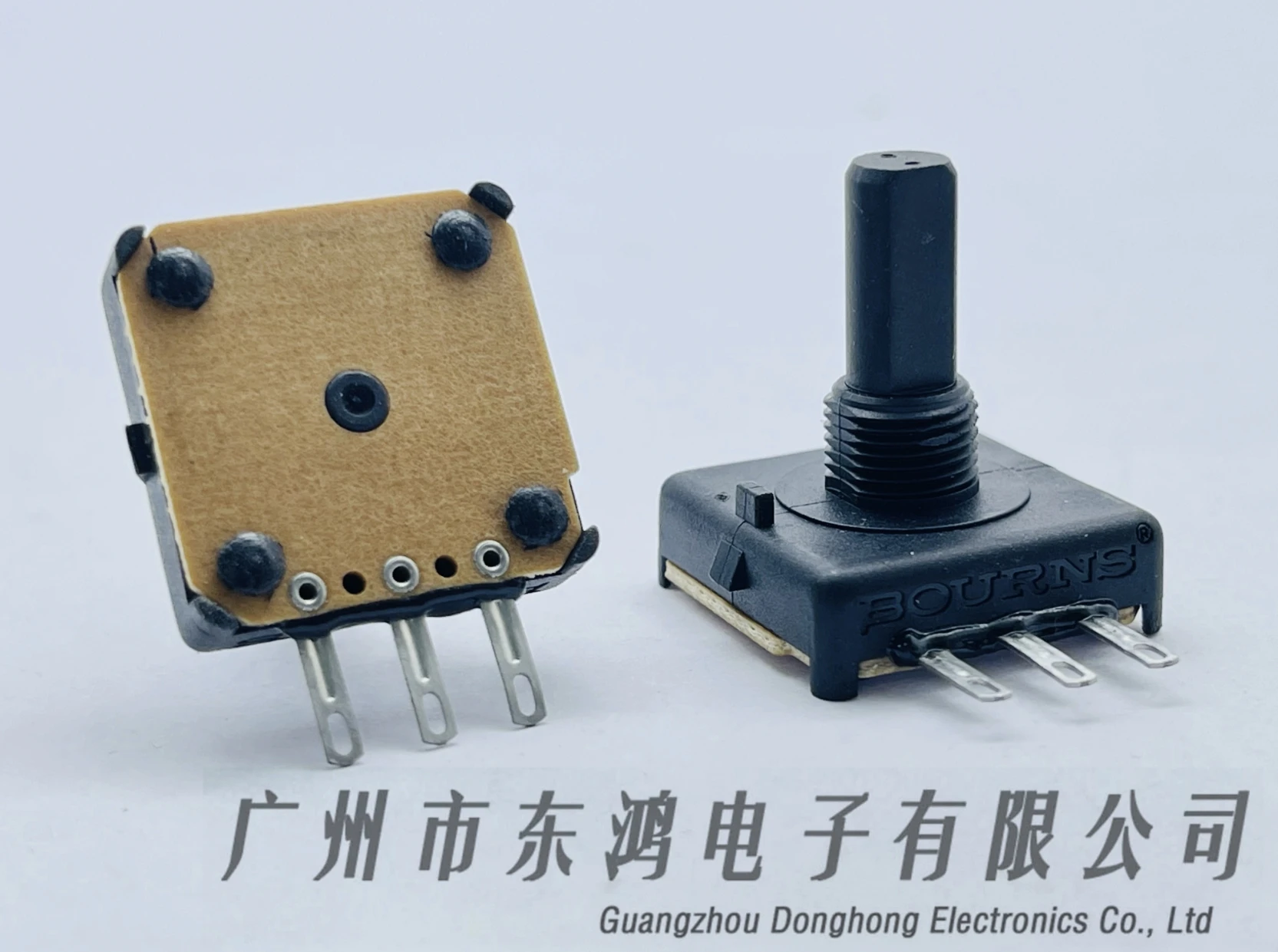 

1PCS Bourns Mexican PCWIJC24CCB1049032X plasticized potentiometer B100k with a center positioning shaft 19mm