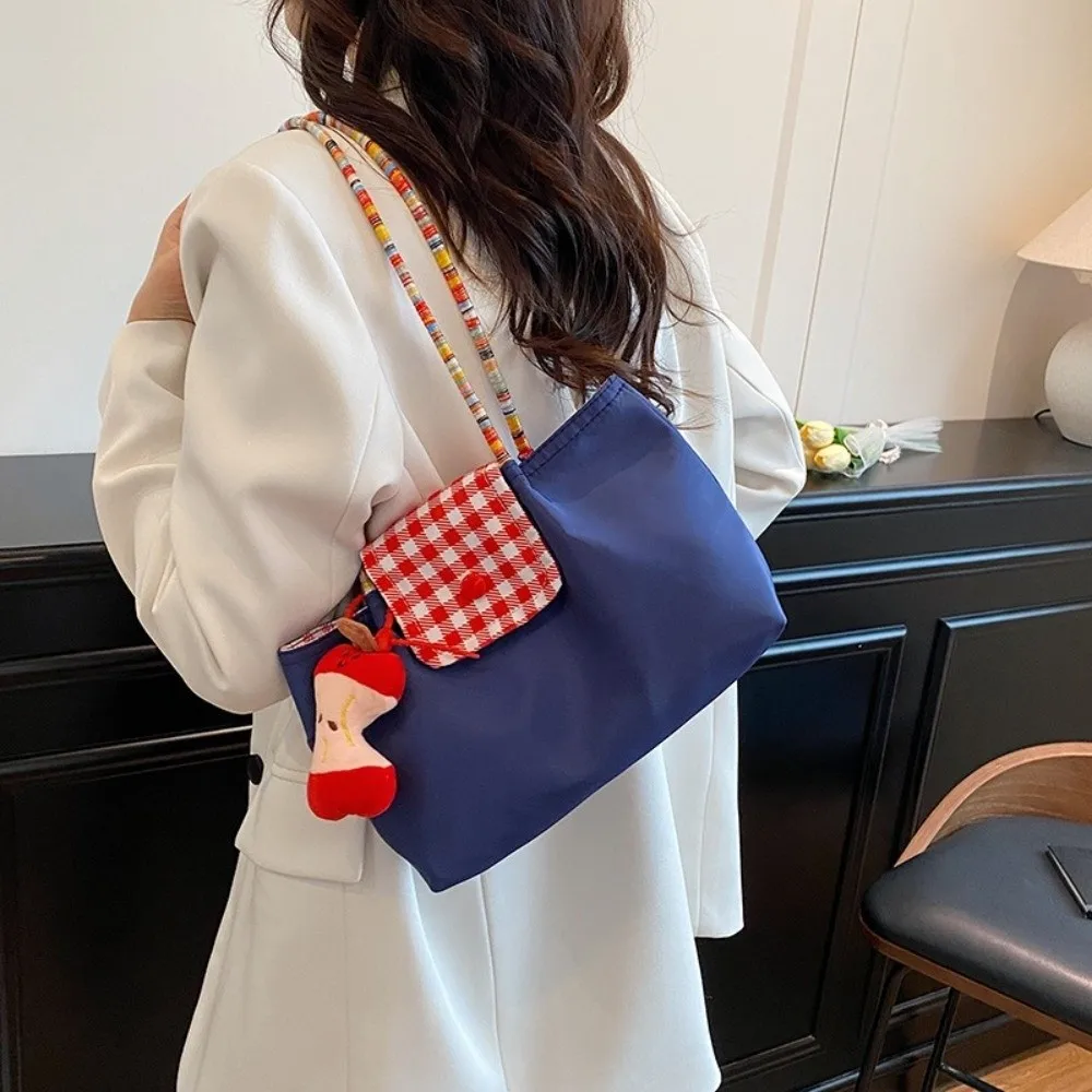 

Versatile Nylon Plaid Shoulder Bag Square with Pendant Canvas Handbag Large Capacity Hasp Tote Bag Student