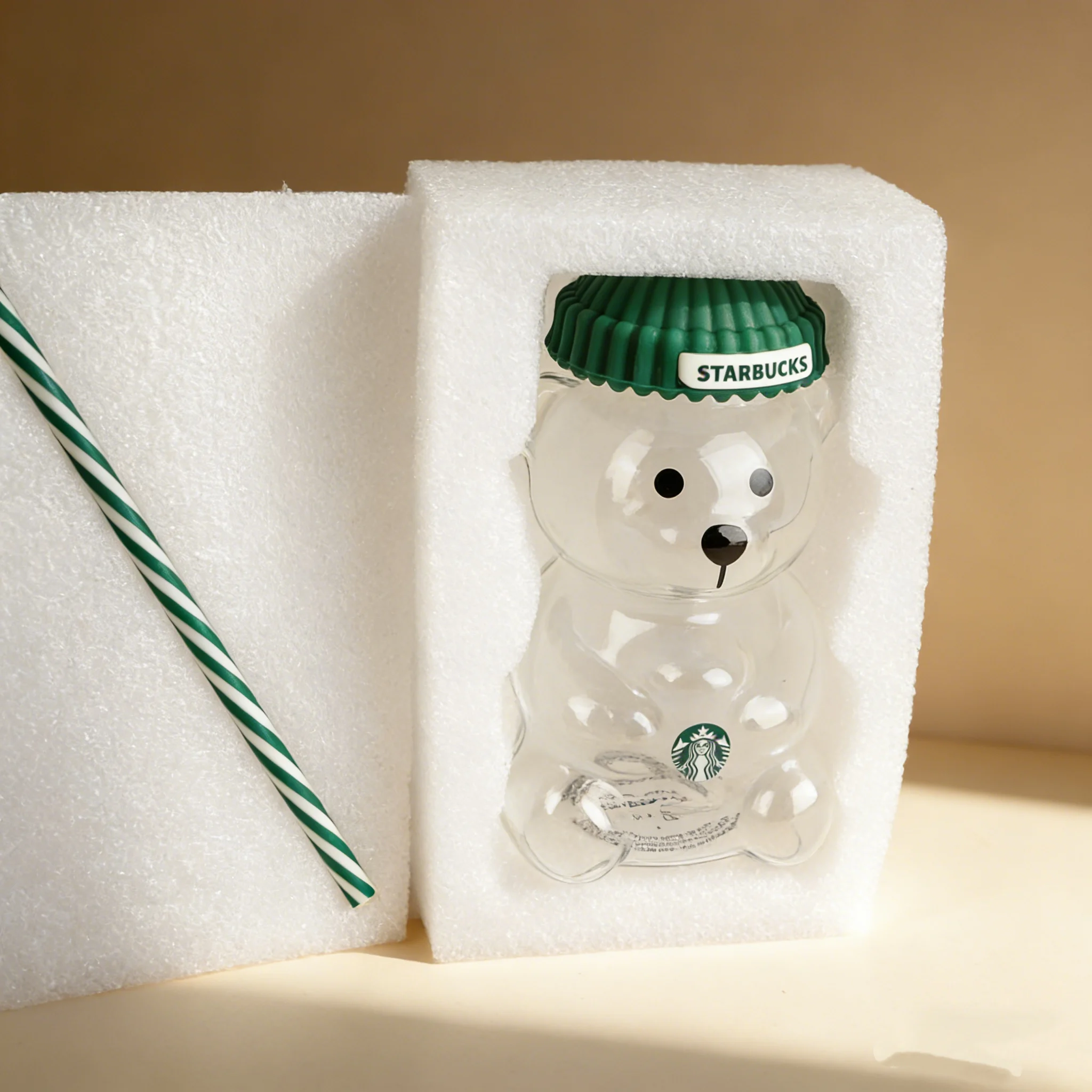 Starbucks Bearista Bear 591ml Iced Coffee Cup Green Lid Straw Glass Tumbler Home Gift