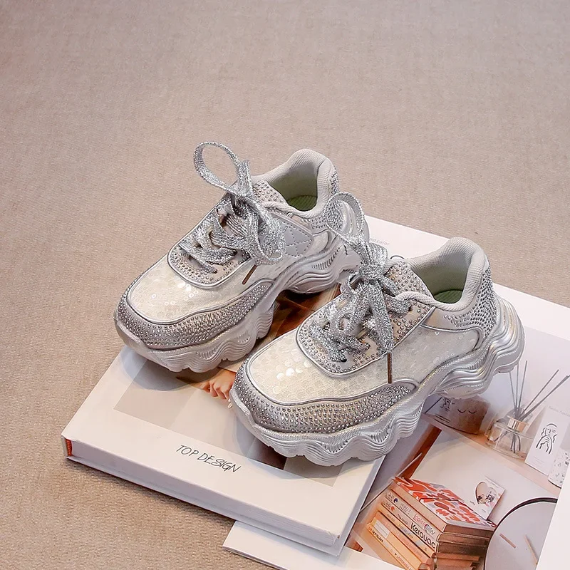 

Kids Sports Shoes with Sparkling Sequins Girls Running Shoes Thick Soft Sole 2024 New Children Sneakers Solid Color Versatile