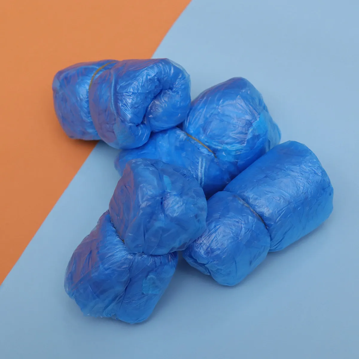 100Pcs Blue Disposable Plastic Shoe Covers 36x15cm Waterproof Polyethylene Elasticated Size Fits All Scenarios