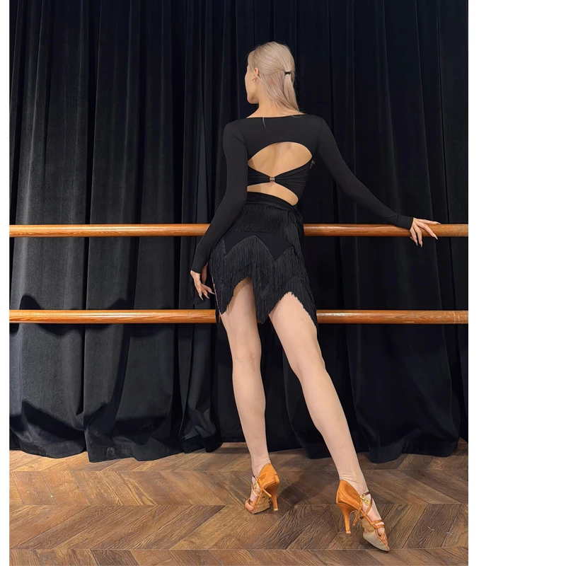 ZS Hollow out Belted Latin Dance กระโปรงไม่สมมาตรกระโปรงผู้หญิงพู่ f Body ผู้ใหญ่ชุดเต้นรํา