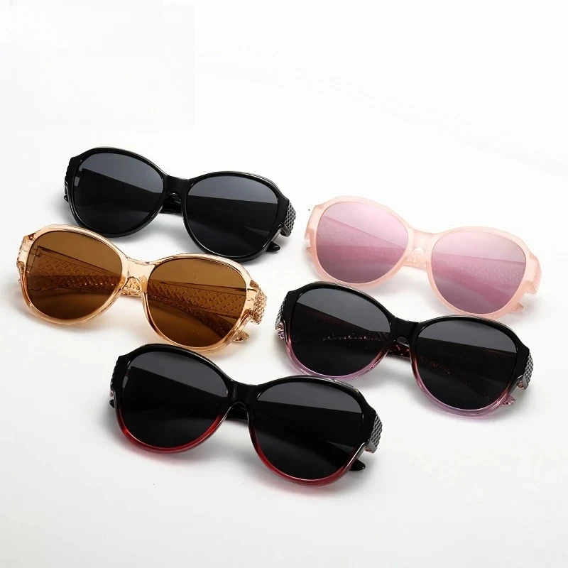 Out Door Sunglasses for Women TR90 Material UV400 Lens Hand Made Custome Eyeglasses Men Western Style Polarized LightSun Glasses