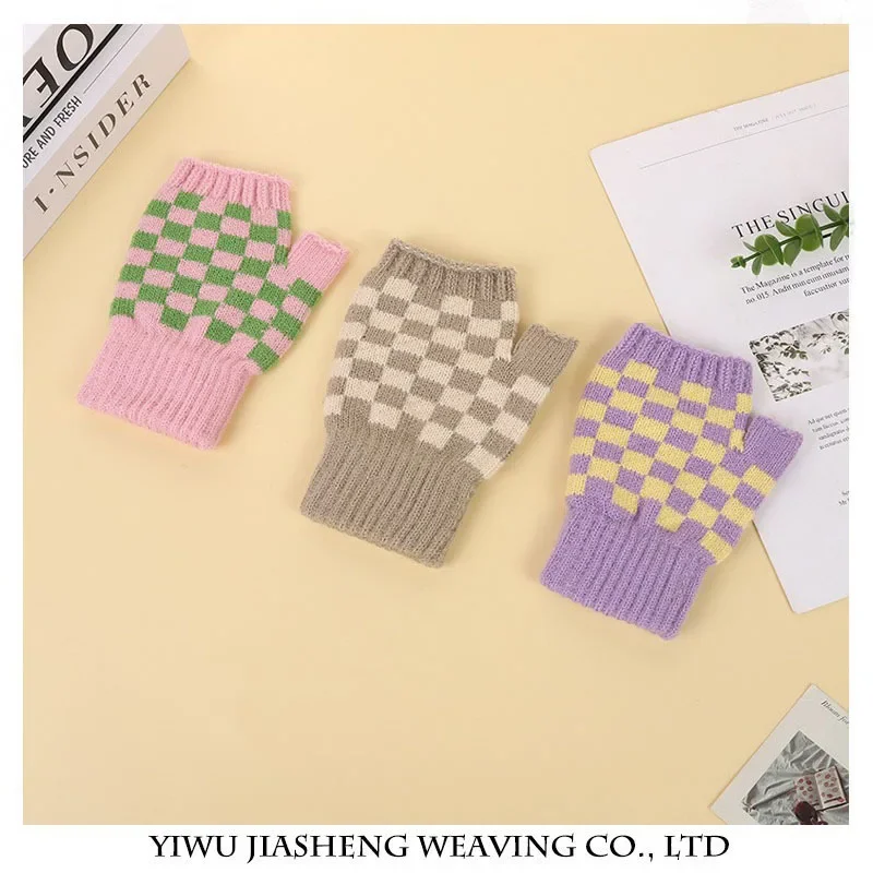 ハーフフィンガーグローブ レディース 韓国語バージョン 市松模様の対照的な色 暖かく耐寒性のライティングニット手袋