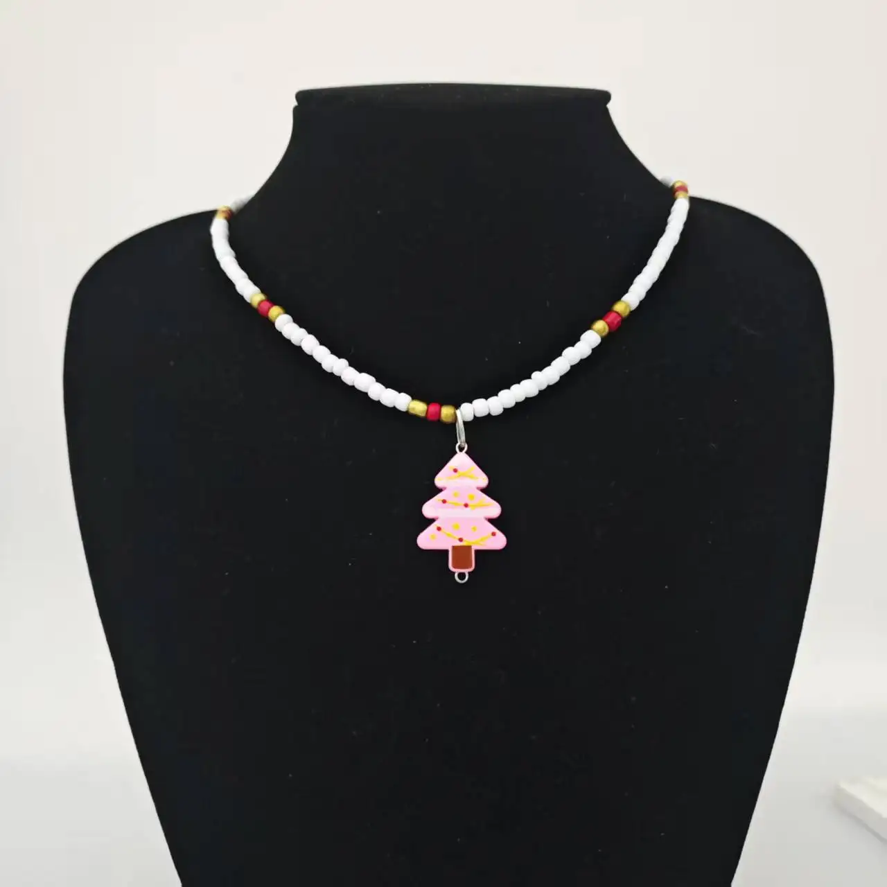 

Pink Christmas Tree Necklace Girl Women Collarbone Chain White Red And Gold Rice Bead Necklace Handmade