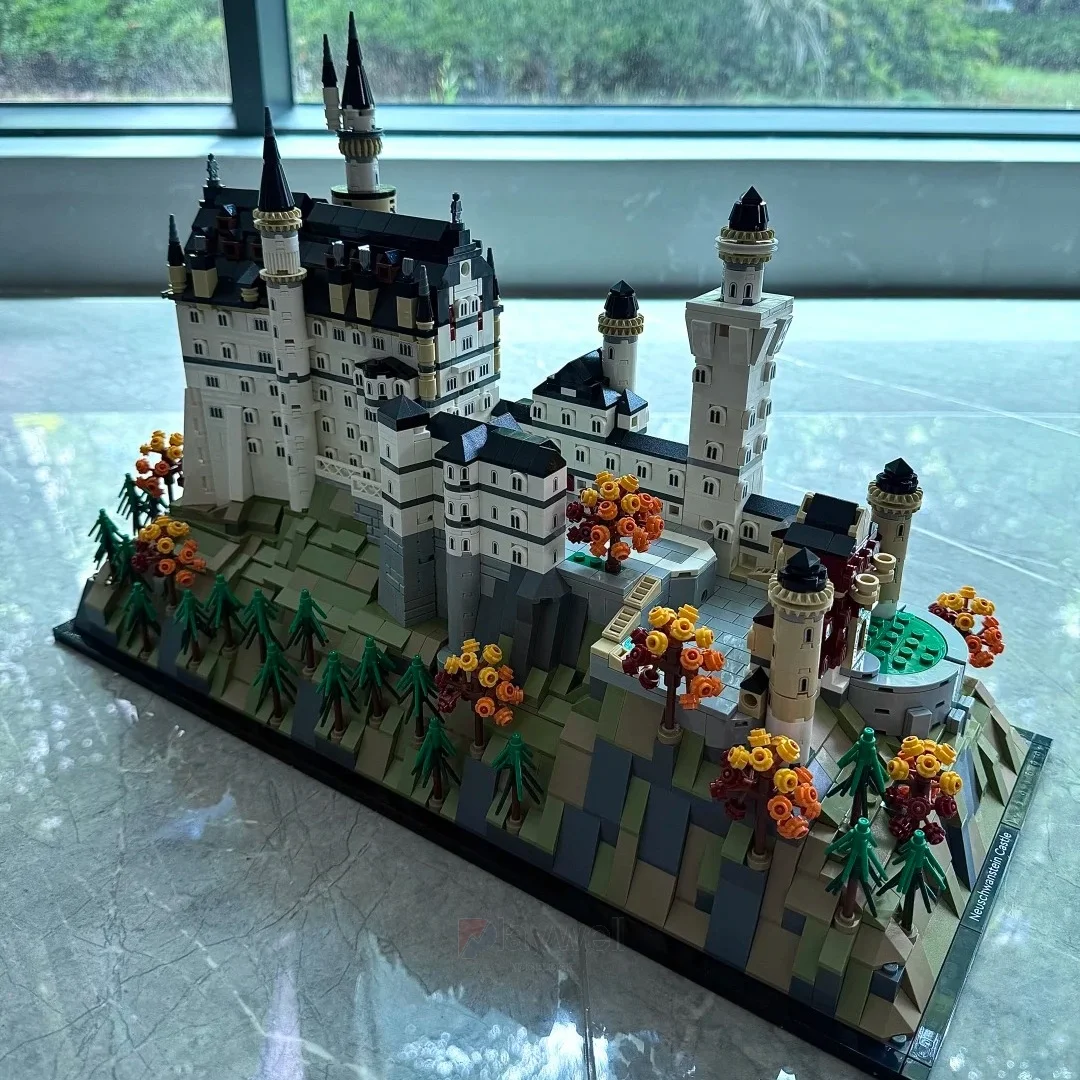 In Magazzino Nuovo 3455 pz 2025 Castello di Neuschwanstein Modello Architettonico Castello Europeo Building Blocks Mattoni Regali Di Natale A
