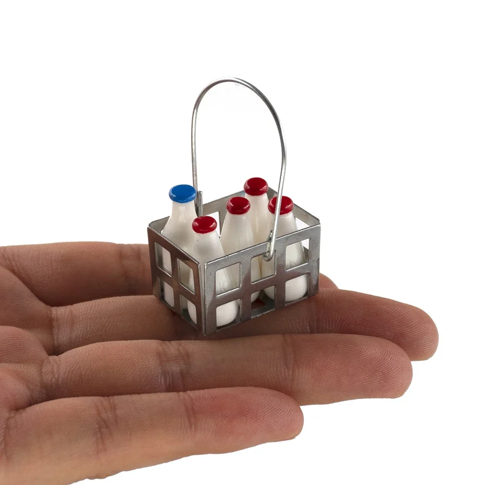 1/12 Dollhouse Miniatures มินิตะกร้านมขวดชุดเครื่องดื่มของเล่นสําหรับตุ๊กตาอุปกรณ์ House ตกแต่ง bjd