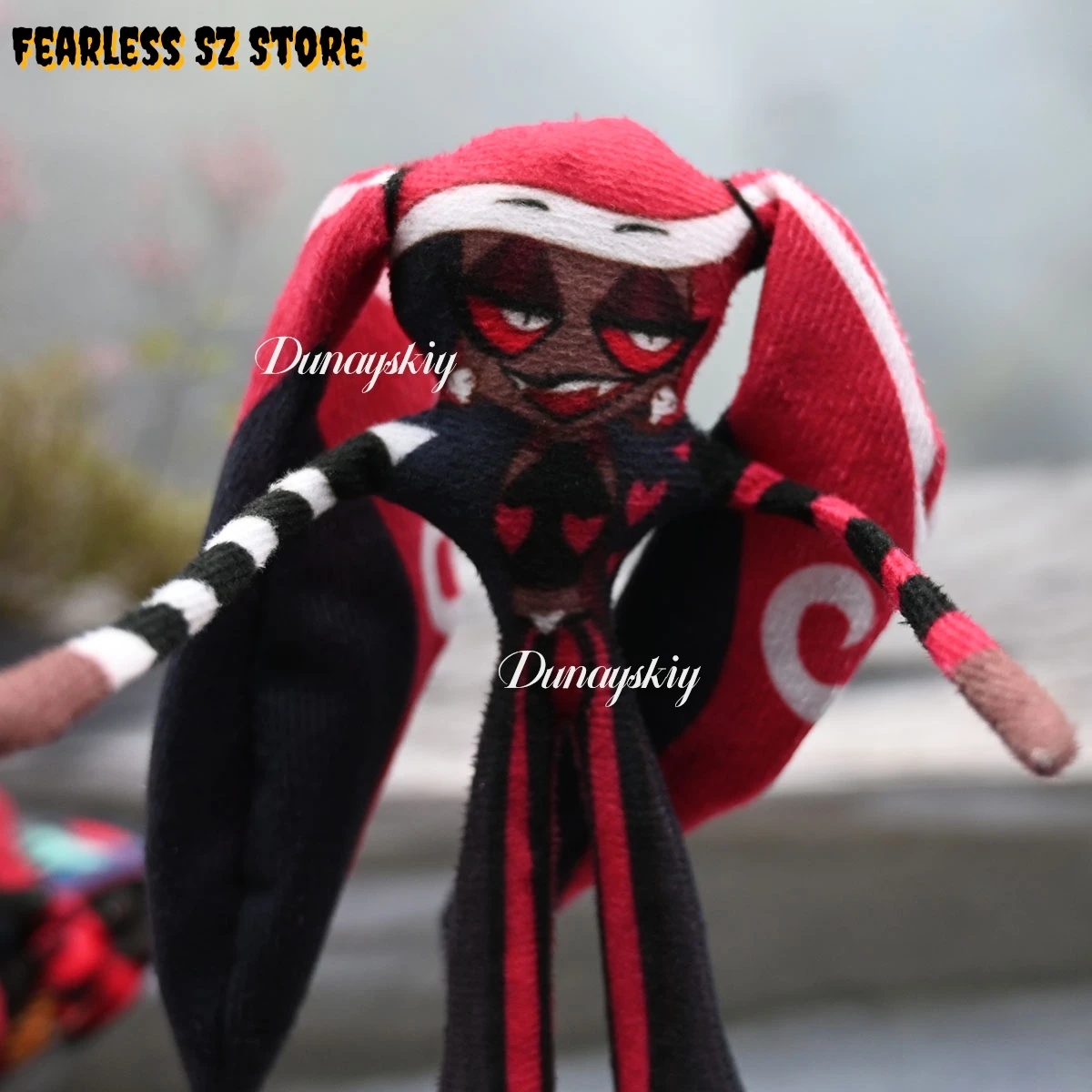 28 سنتيمتر Vox Alastor Vel Niffty أنيمي تأثيري الأجهزة الطرفية قصيرة أفخم وسادة محشوة تحصيل نموذج طفل هدية