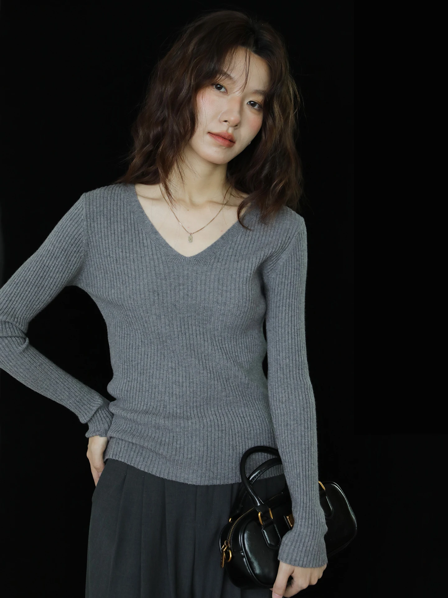 

Ele ey Soft Long Sve Knitted irt Base Layer irt Autumn Winter V-ne Slimming Design Sensation Sweater Top