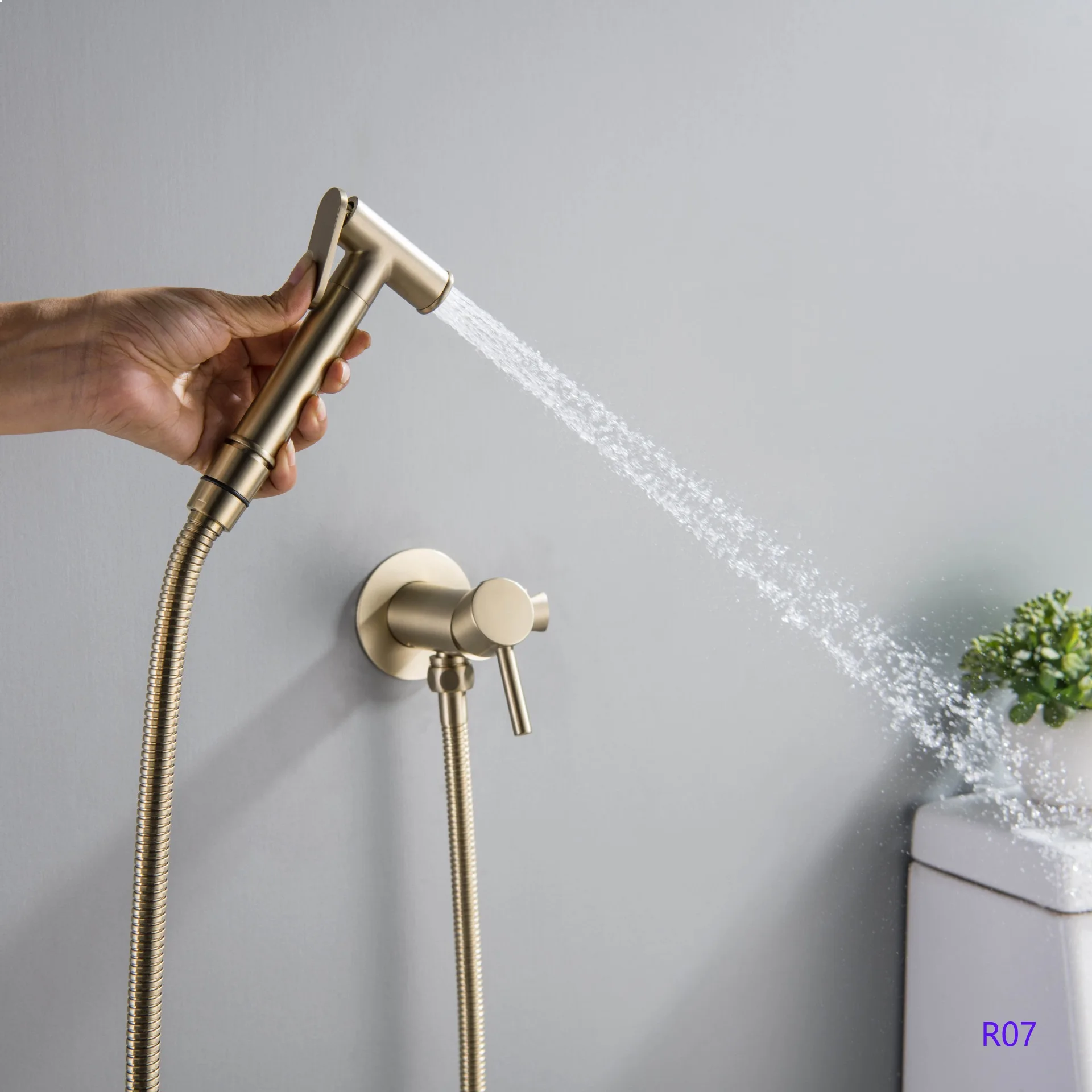 Cross Border New Brass Toilet Mate 1 in 2 Out Hot Cold Bidet Spray Gun Dual Control Angle Valve