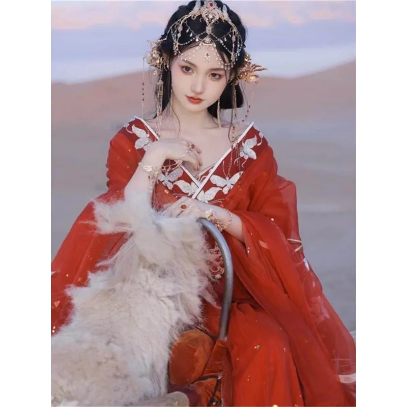 

Hanfu women's southern and northern dynasties heavy industry embroidery red wedding clothes autumn and winter suit