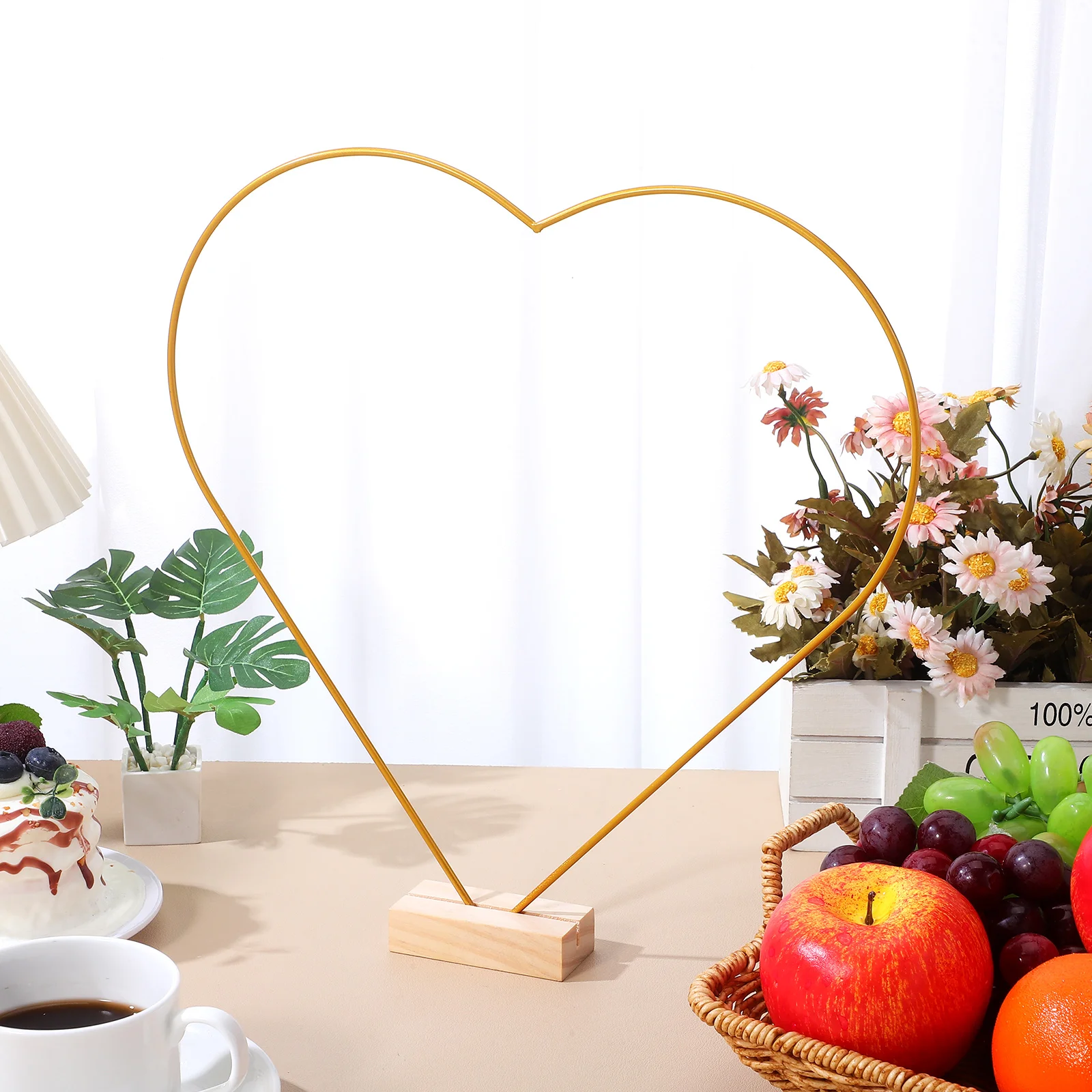 

1Set Wire Wreath Frame Heart Shaped Metal Hoop for DIY Dream Catcher Floral Centerpiece Wall Hanging Craft Ring Decor