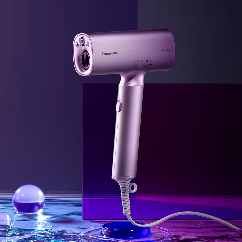 مجفف الشعر باناسونيك Nanoyi تكنولوجيا العناية بالرطوبة 1200 واط فوهة ذكي الهواء الساخن والبارد 3 درجات الحرارة مجفف الشعر المنزلي