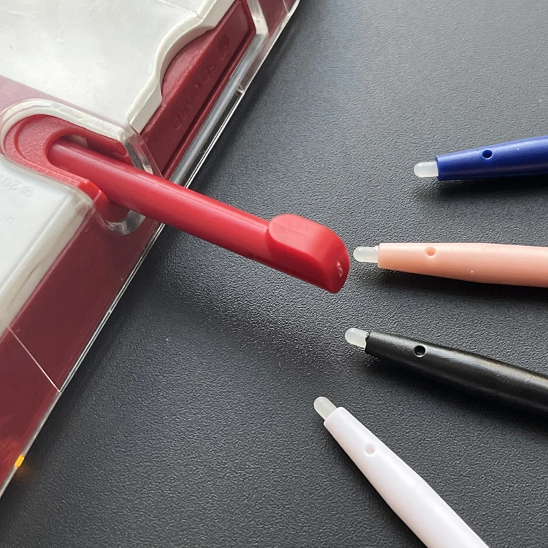 Yuxi 2DS สำหรับ NDSL ปากกาหน้าจอสัมผัส, 2ชิ้นสำหรับคอนโซลเกมปากกาพลาสติกทนทานต่อการสัมผัสปากกาเขียนด้วยลายมือปากกาหน้าจอ