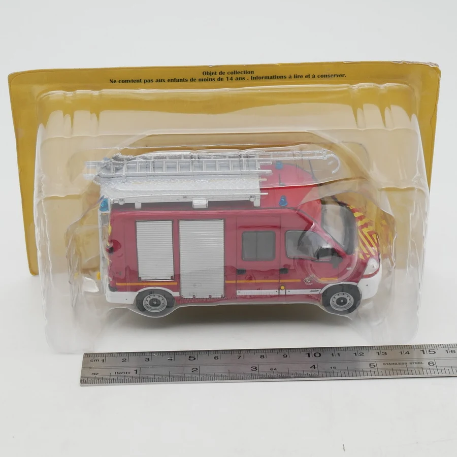 Diecast Ixo 1:43 Scale Renault Master Renault Bread French Fire Engine Alloy Car Model Collectible Toy Gift Souvenir Display