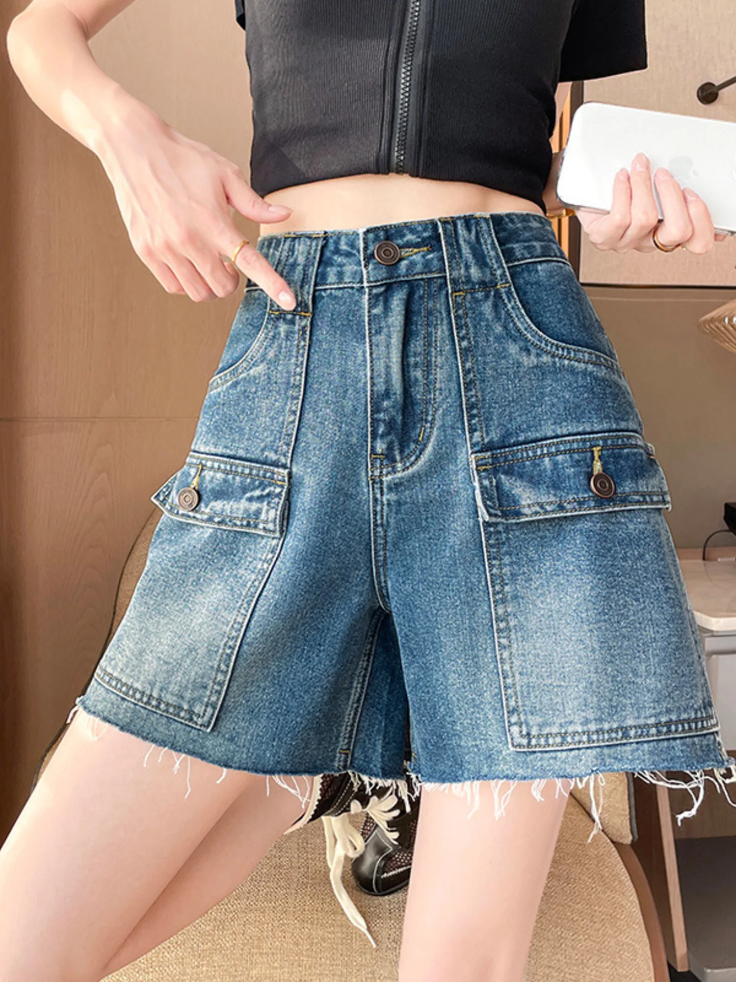 Women's Vintage Washed High Waist Denim Shorts Cargo Flap Pockets Raw Hem Jean Shorts Summer