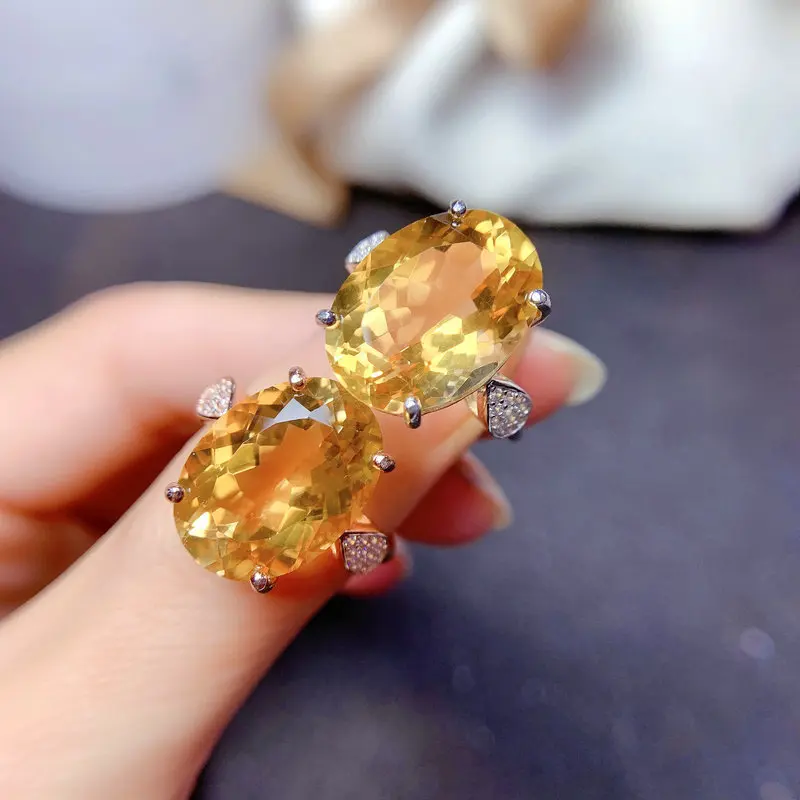 

The new welfare product bright yellow diamond imitation natural citrine ring large particle opening color treasure female ring