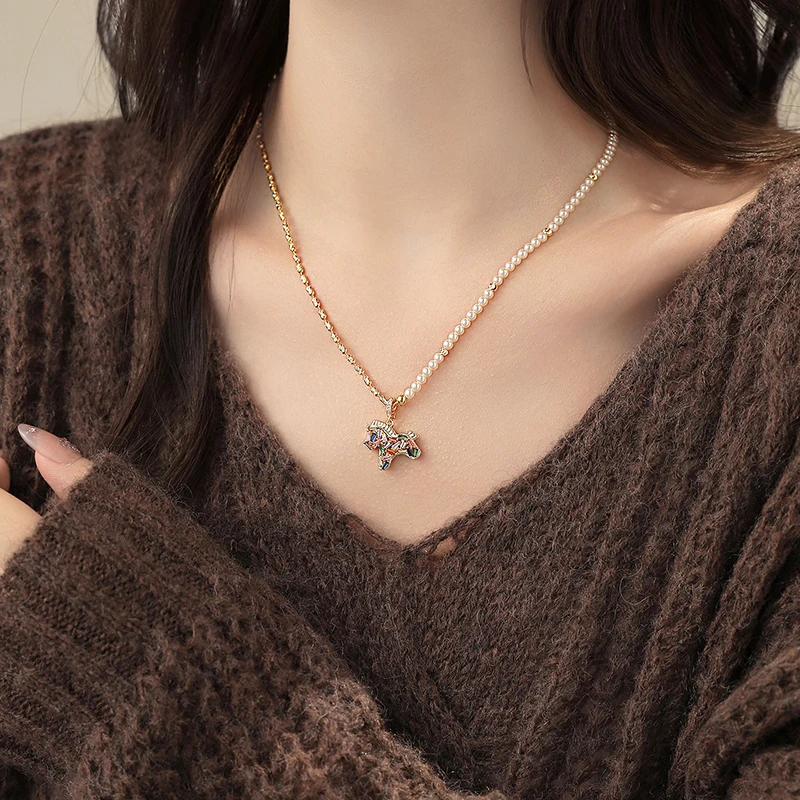 Bunte Zirkon-Pony-Anhänger-Halskette für Damen, Perlen-Metall-Spleißkette, leichter Luxus-Schmuckset, trendiges Schlüsselbein-Accessoire – Detail 16