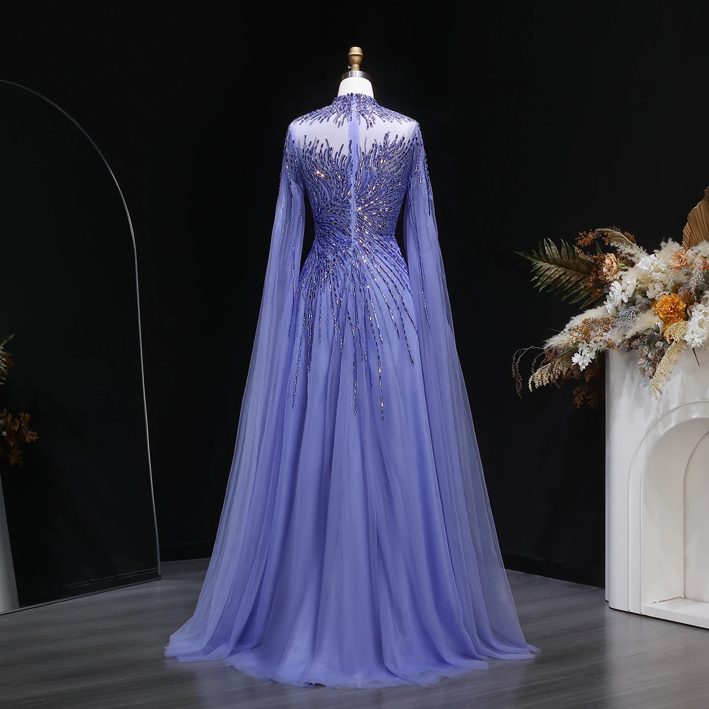 Sharon Said Elegantes Luxuriöses Perlenbesetztes Abendkleid mit Hohem Kragen, Cape-Ärmeln, Tüll-Ballkleid, Partykleid für Damen SS134 Maßanfertigung – Detail 10