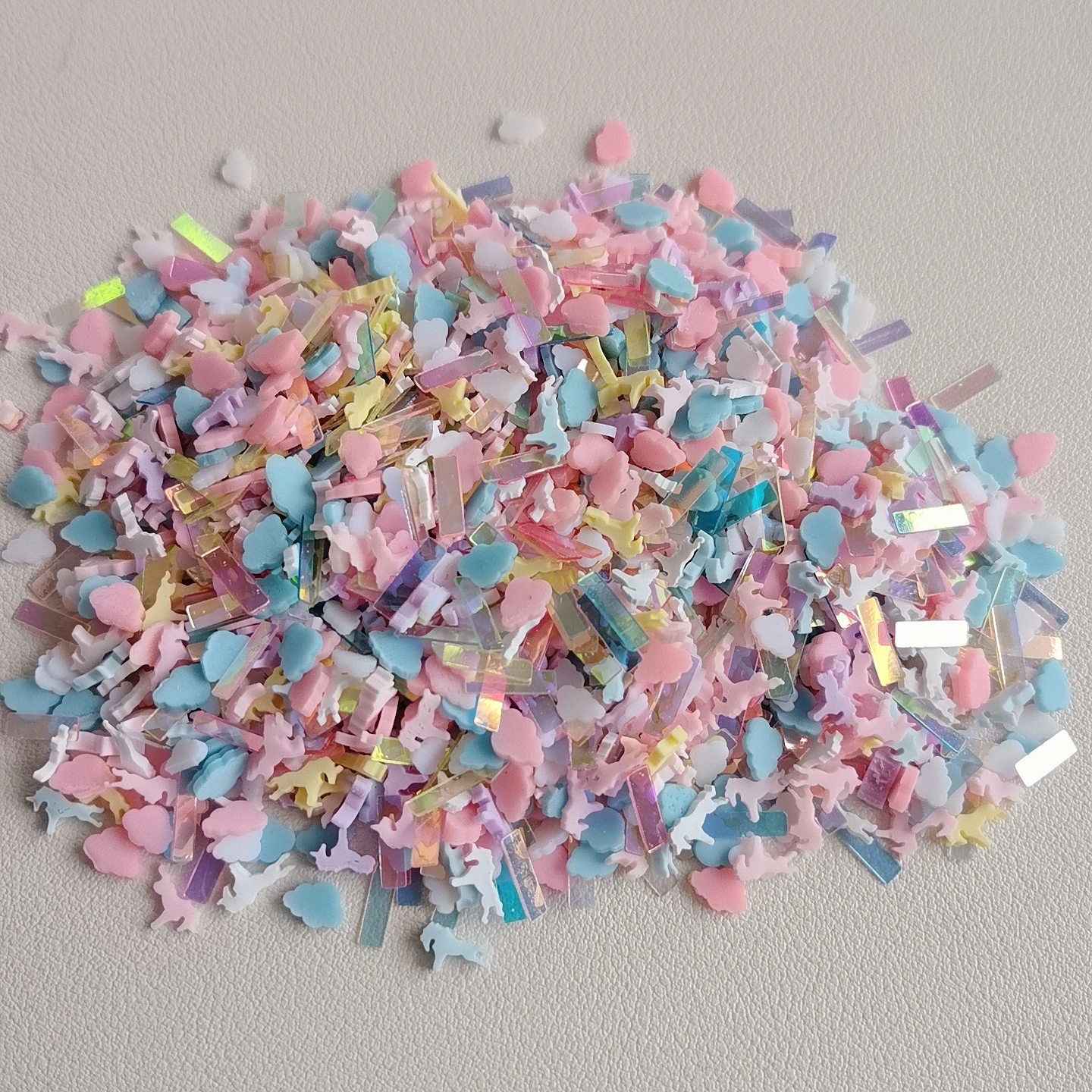 Polymer Hot Clay Sprinkles Cloud Horse Slice Sprinkles Mixed Shiny Glitter for Crafts DIY Making Nail Arts Decoration Slime Mate