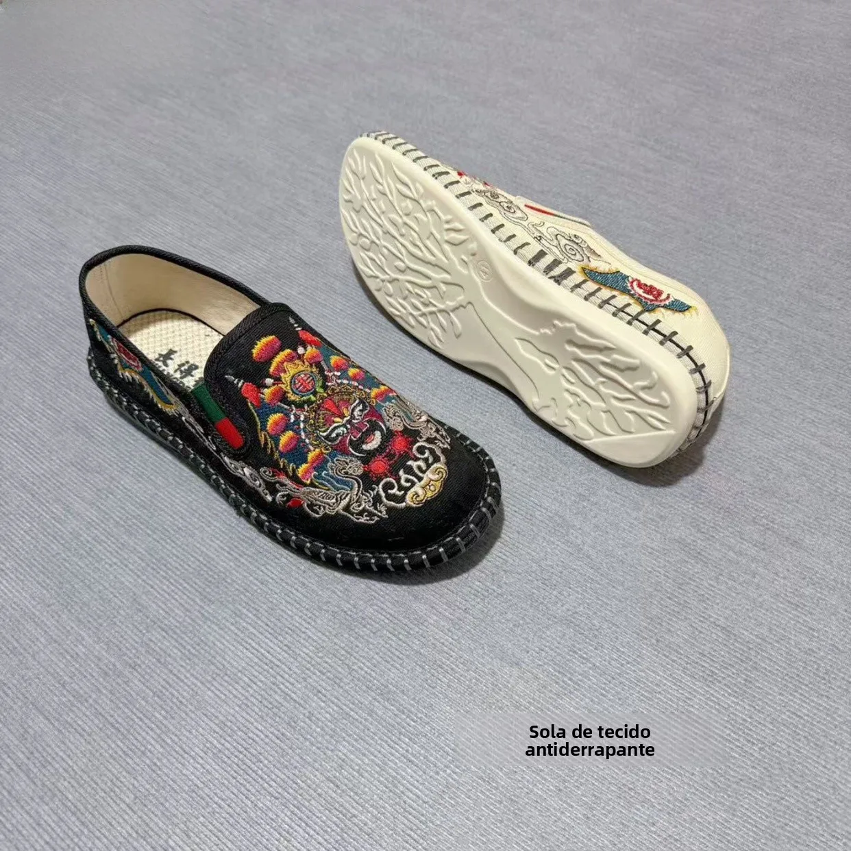 authentic-peking-men's-cloth-oes-thousand-layer-bot-comfortable-breathable-anti-slip-faionable-ethnic-sle-round-toe