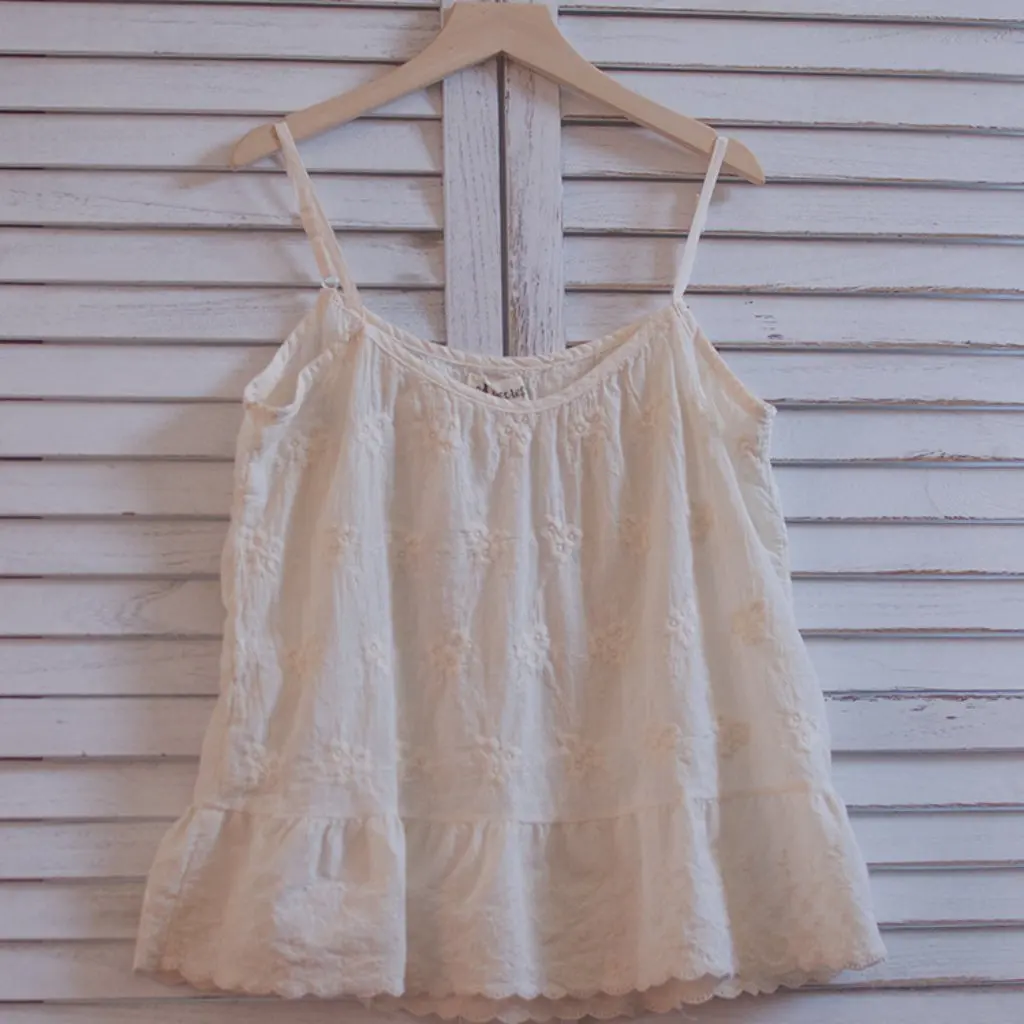 

Summer Embroidered Camisole for Women Loose Comfortable Cotton Spice Girl Style Fresh Sweet