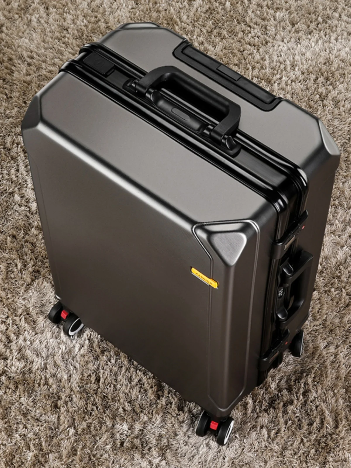 حقيبة سفر شعبية بإطار ألومنيوم مع قفل تشفير، حقيبة يد 20 بوصة للأعمال بطراز OL وبطانة من البوليستر