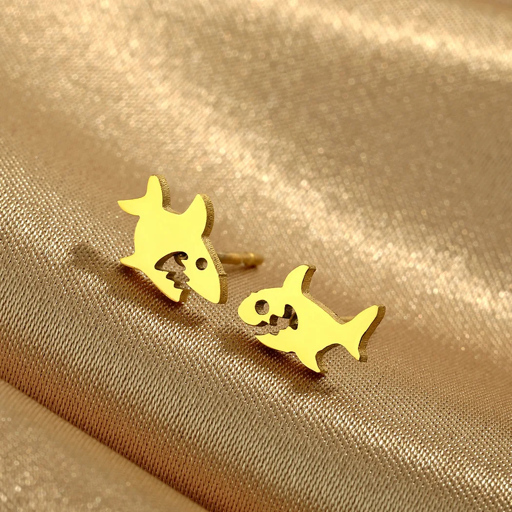 Exquisite Shark Goldfish Earrings Women Student Teen Gold Plated Stainless Steel Cartilage Piercing Earring Fashion Jewelry