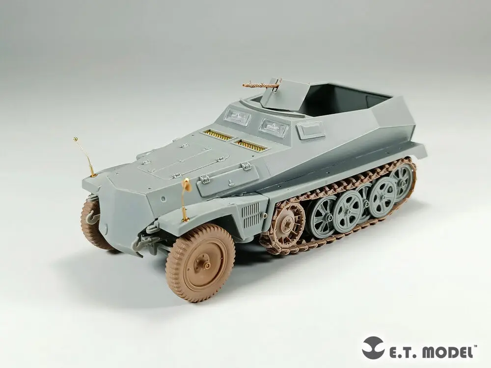 ET MODEL   1/35 P35-124 WWII German Sd.kfz.250/Sd.kfz.10 Sagged Front Wheels