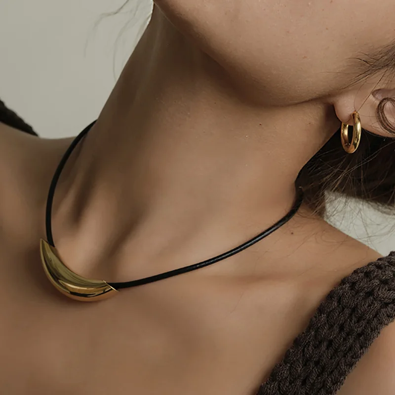 Neues Design Sense PU Kunstleder Seil Edelstahl Metallrohr Anhänger Halskette Modeschmuck für Got Girls und Womens – Detail 12