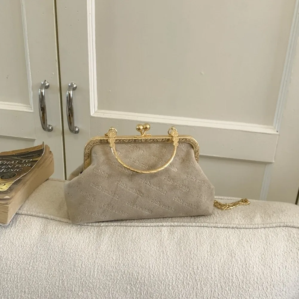 

New Chinese Style Clasp Frame Handbag PU Embroidery Crossbody Bag Shell Shape Clasp Closure Shoulder Bags Formal Event