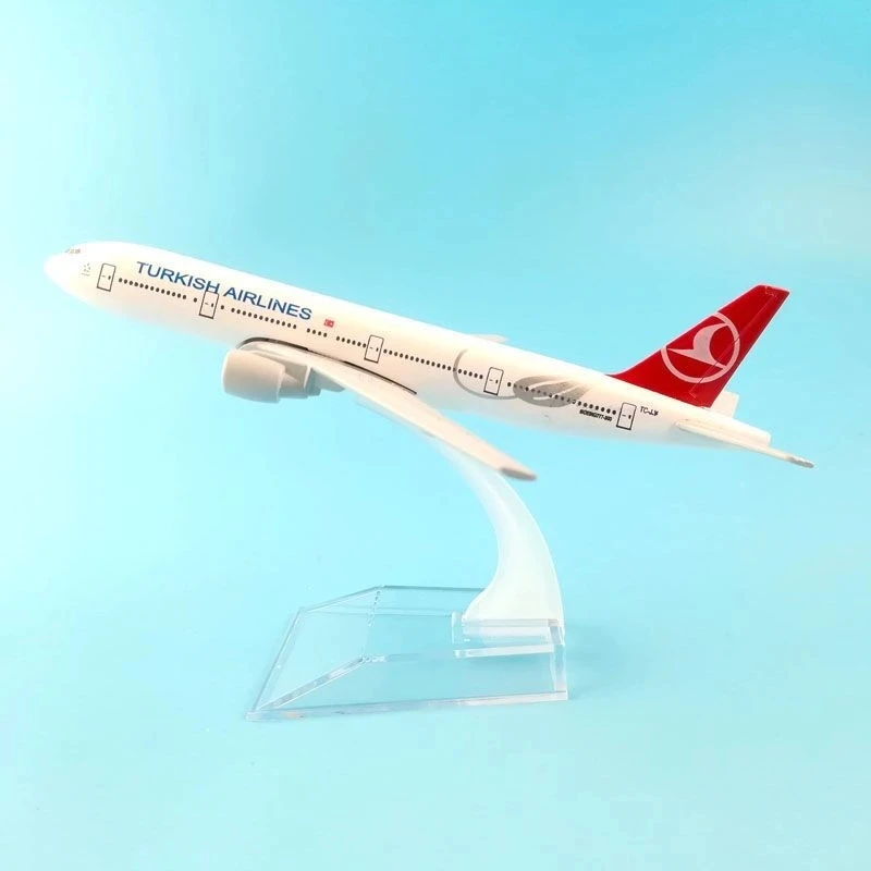 20cm stopu metalu powietrza tureckie linie lotnicze Boeing 777 B777 Model samolotu linii lotniczych Model samolotu w stojak samolot prezent rzemiosła