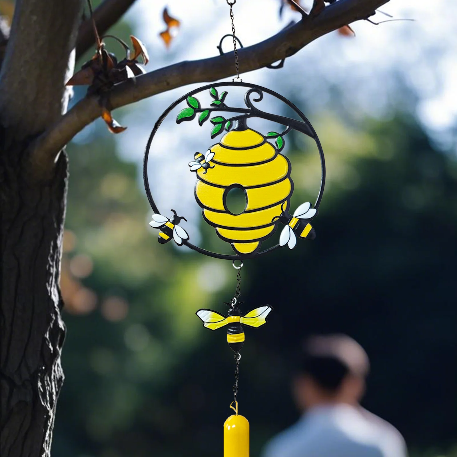 

Bee Wind Chime Outdoor Clearance, Wind Chime for Garden, Patio, Balcony, Outdoor/Indoor Decor, Metal Garden Art Decor