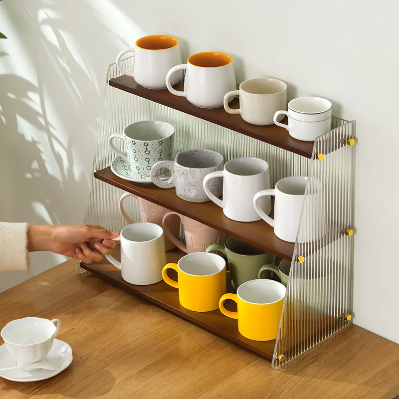 Cup holders, cup storage