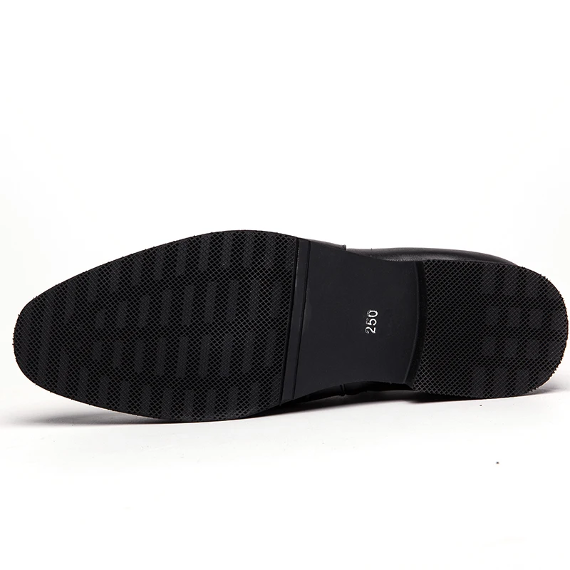 أحذية ركوب الخيل الجديدة البسيطة أحذية رجالية على الطراز الكوري مصفف شعر بريطاني أحذية جلدية عالية الجودة أحذية كاحل مدببة