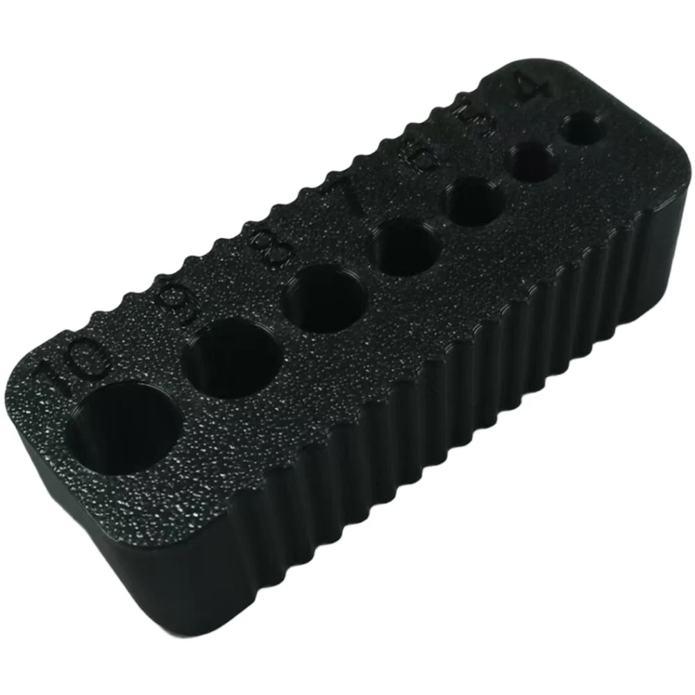 

Метрическая направляющая для сверл диаметром от 4 до 10 мм с добавками Изготовленного материала. Стабильное и точное руководство для сверления.