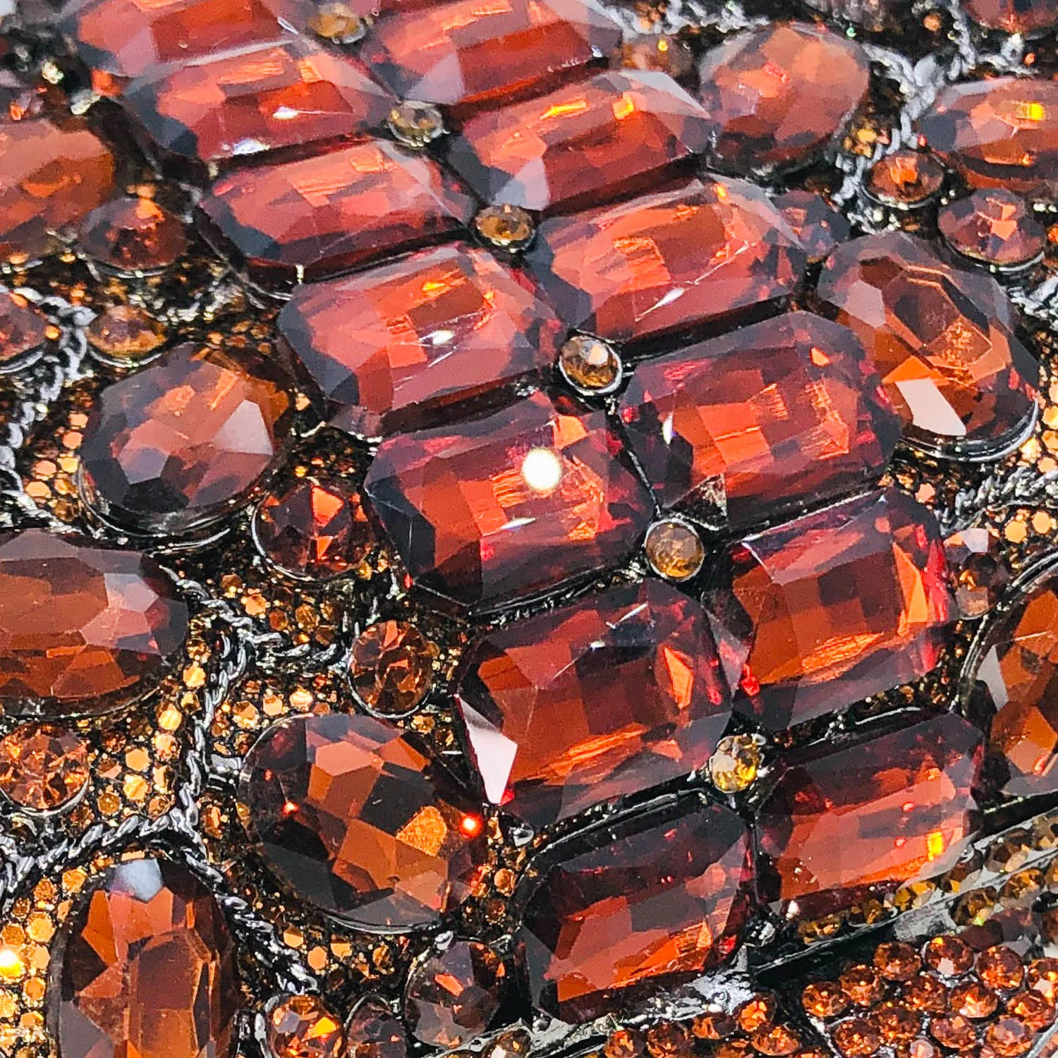 حقائب وقوابض للسهرة من حجر الراين البني من Boutique De FGG، محافظ رسمية للحفلات الراقصة، حقيبة كريستال لحفلات الزفاف