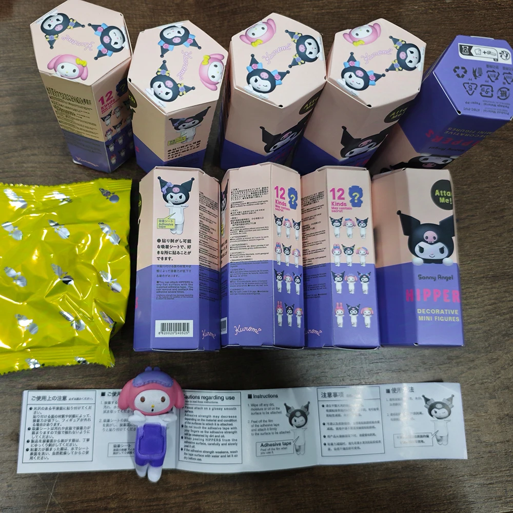 Scatola cieca misteriosa 2026 Pikachu Stitch Kuromi Garfield Anime Figure Pokemon Regali di Natale Modelli d'azione