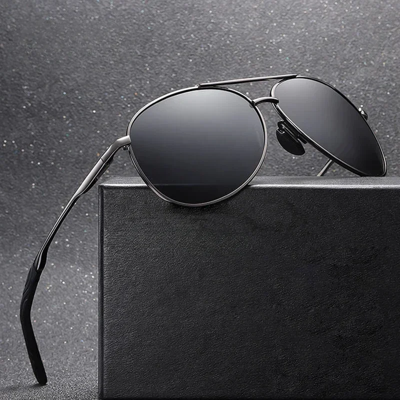 Hochwertige Sonnenbrille für Herren, polarisierte Tag- und Nachtsicht-polarisierte Sonnenbrille mit doppeltem Verwendungszweck, Sonnenblende