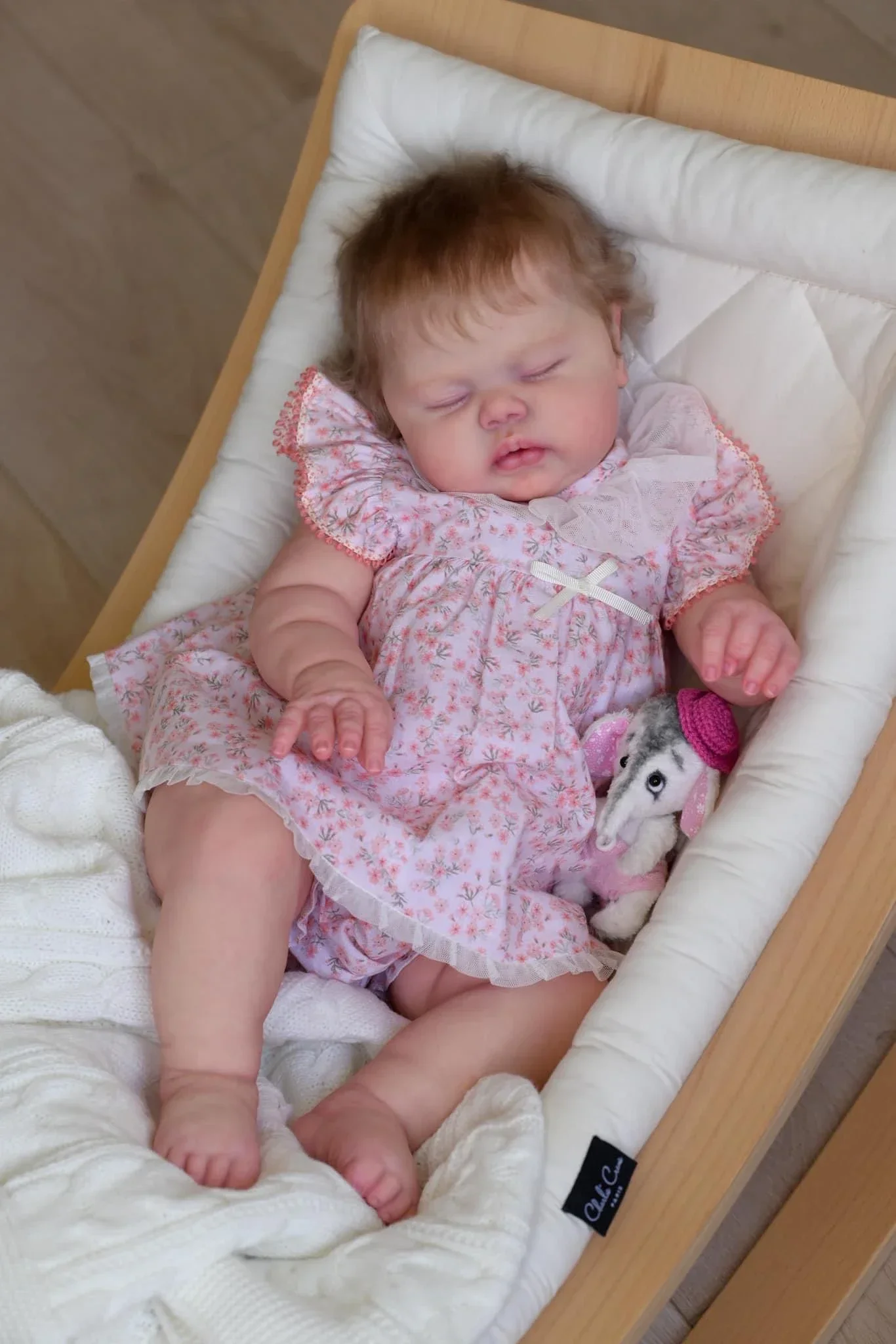 

24Inch pickle Sleeping Soft Cloth Body Lifelike Reborn Toddler Hand rooted Hair Cuddly Baby Girl Doll Baby