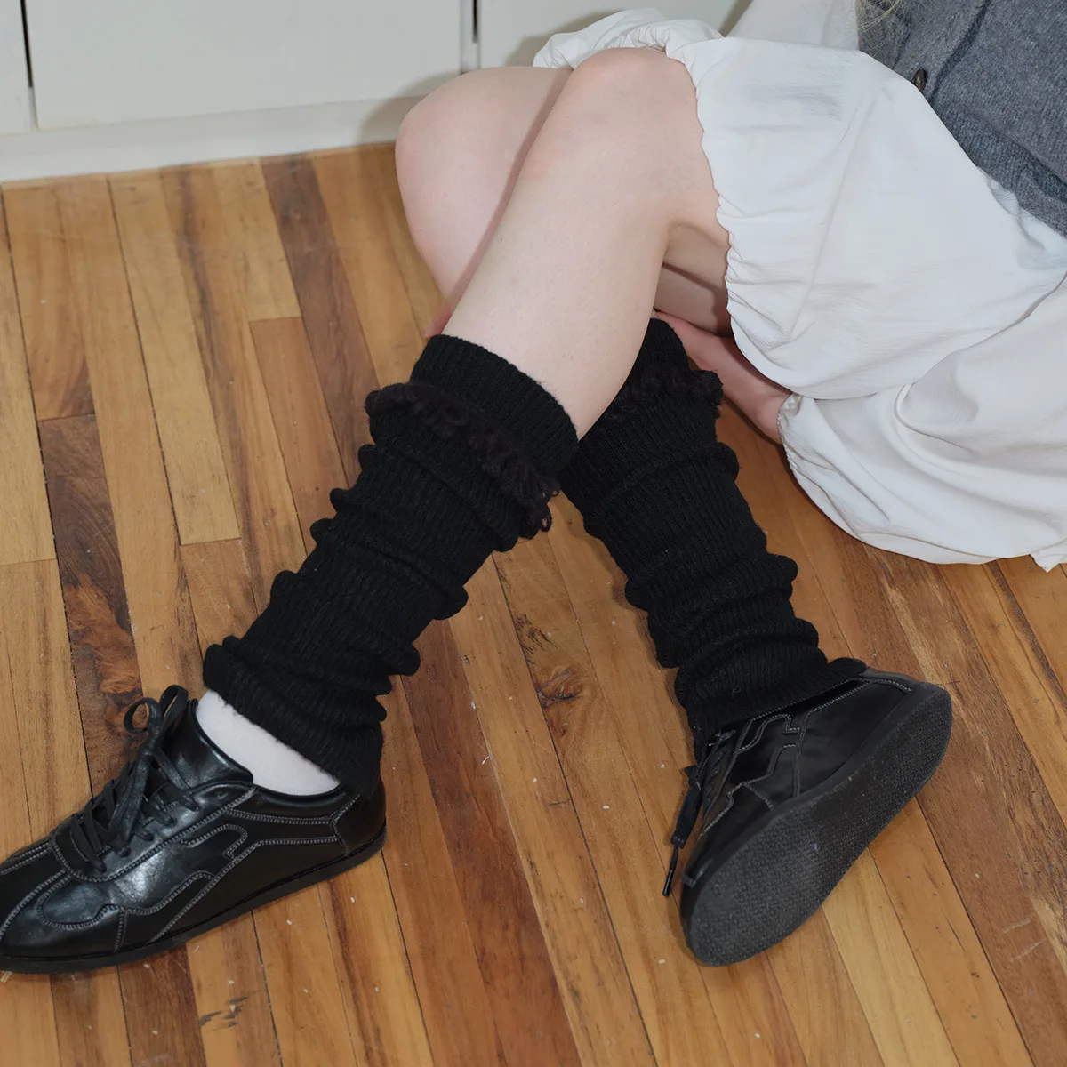 ถุงเท้าไหมพรมผสมขนสัตว์แบบพู่ห้อยสำหรับผู้หญิง สไตล์เกาหลี Y2K ถุงเท้ากันหนาวแบบหลวมๆ สำหรับฤดูหนาว ถุงเท้าอุ่นน่อง