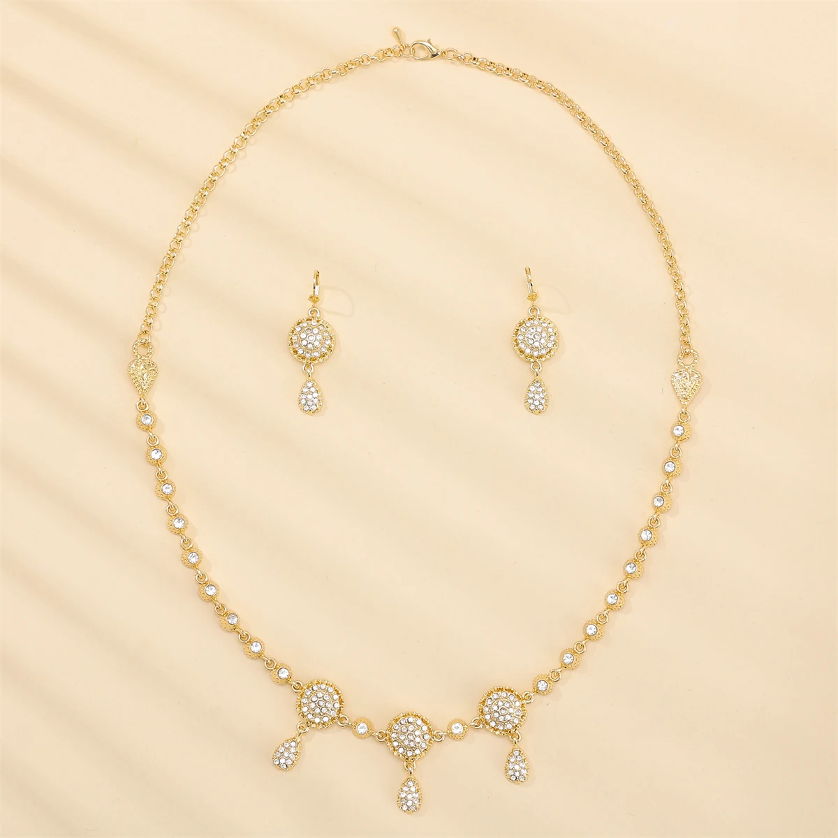 1 Set of Palace-Style Ladies' Necklace & Earring Jewelry, Arabic-Style Ladies' Wedding & Banquet Jewelry image 4